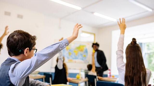 Strategi Sekolah dalam Meningkatkan Prestasi Siswa